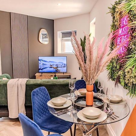 Super Central 2 Bedroom Flat I Next To Shopping Center & Brighton Beach Extérieur photo